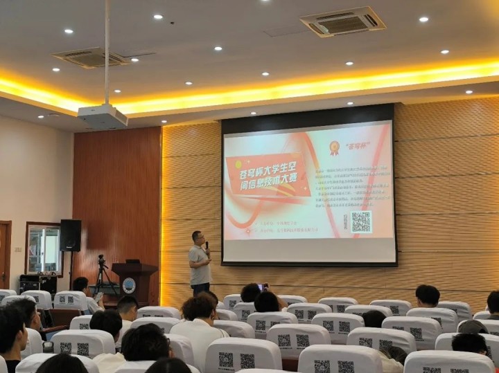 “KQGIS校園行”武漢站圓滿落幕：持續(xù)推進(jìn)校企合作，培育國產(chǎn)GIS人才